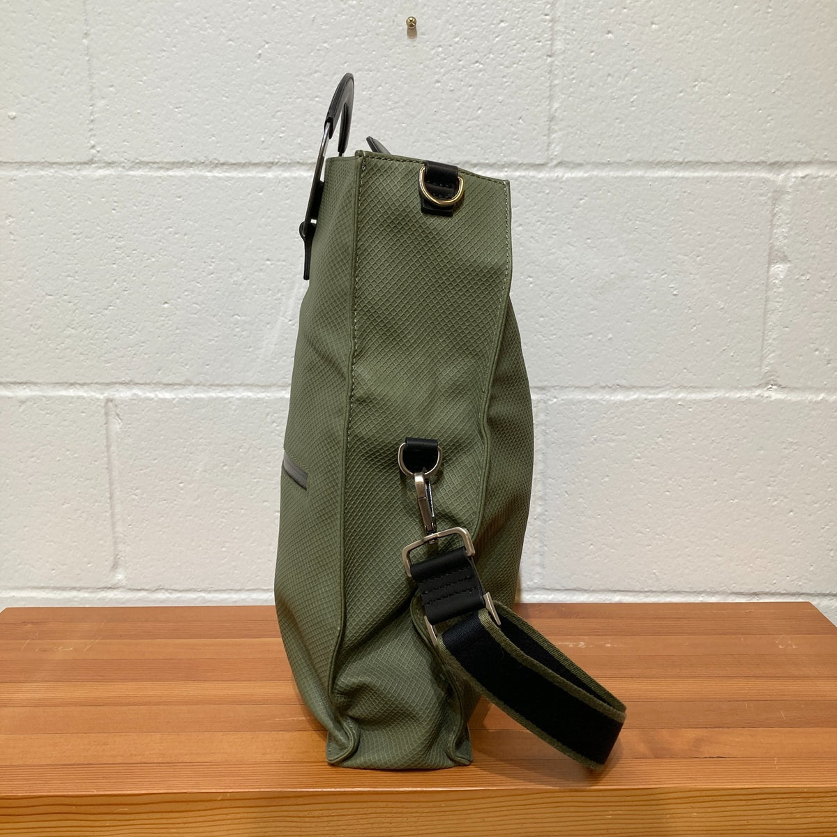 Sorel Green Top Handle Foldover Crossbody Changeable Strap Bag - 0905SC
