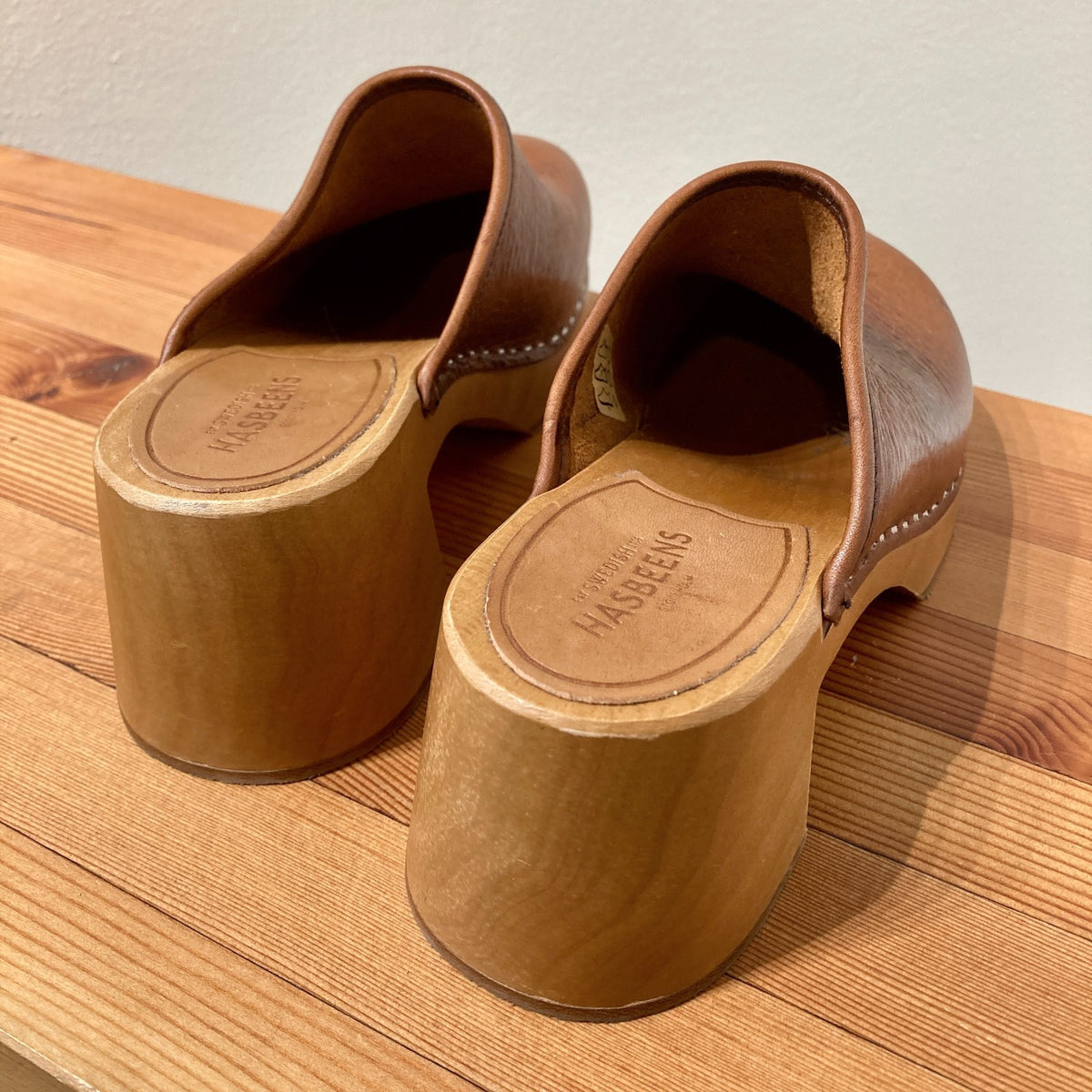 Swedish Hasbeens Brown Leather Wood Nature Clogs Shoes - Size 36 / 6 - 0312IG