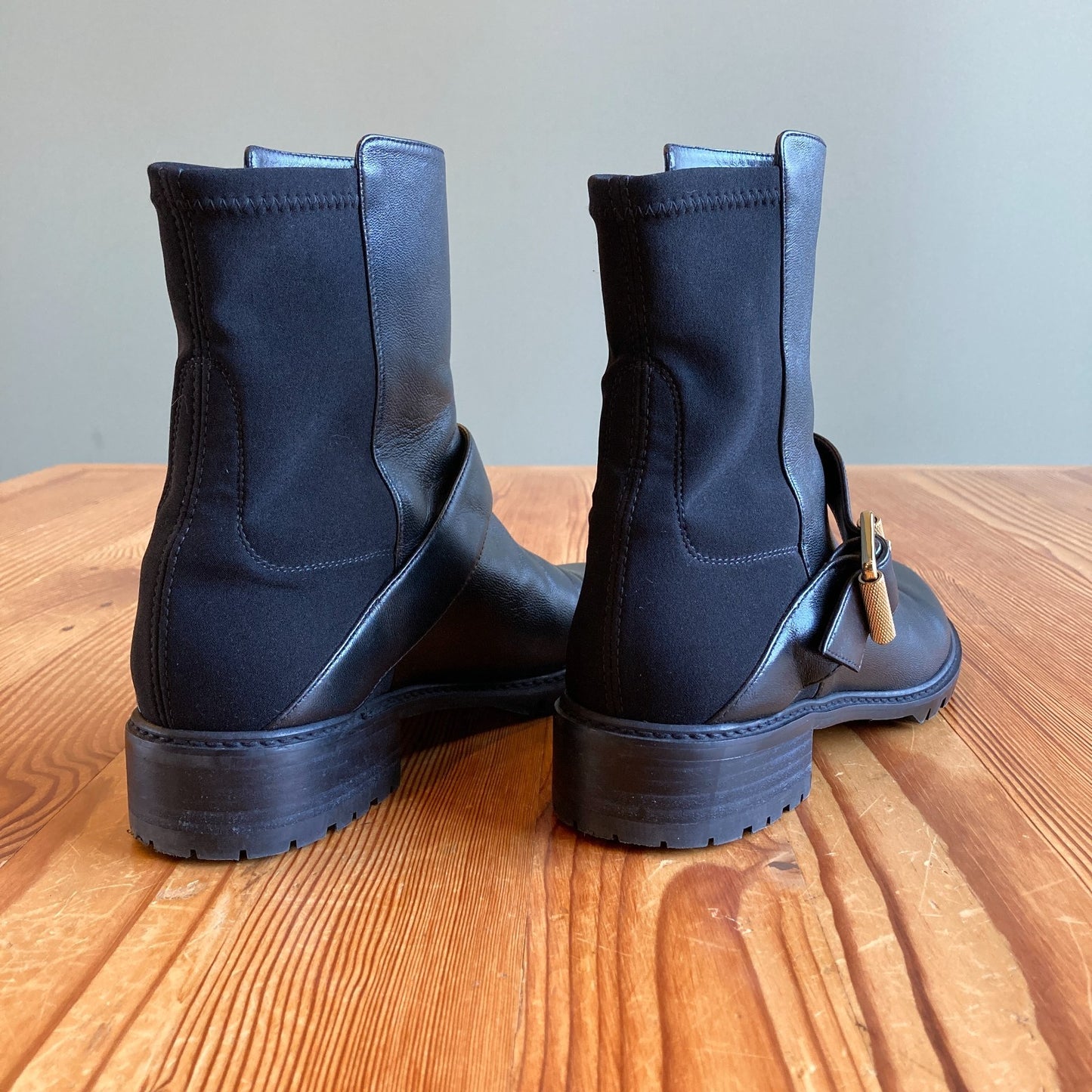 8 - Stuart Weitzman Black Leather Contrast City Buckle Ankle Boots 0905AG