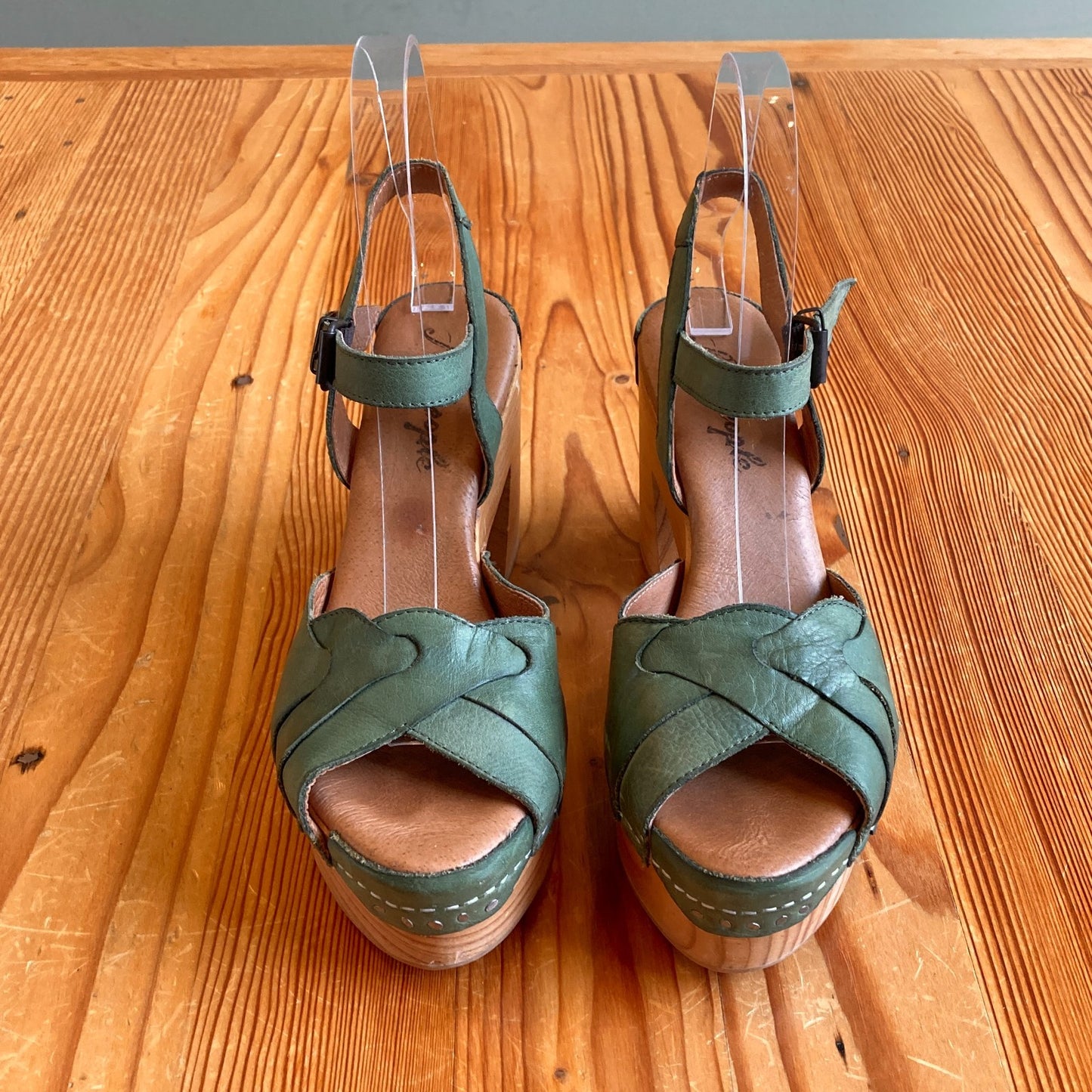 36 / 6 - Free People Green Leather Orion Peeptoe Wooden Platform Clogs 0727SO