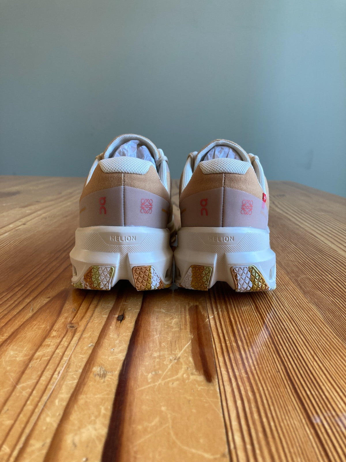 On Gradient Orange Cloudventure Loewe Sneakers NEW w/ Box - Size 7.5 - 0112LB