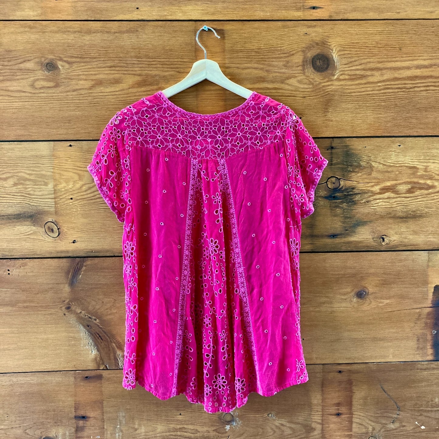 Johnny Was Fuschia Pink Embroidered Eyelet Cupra Top - Size M - 1103ES