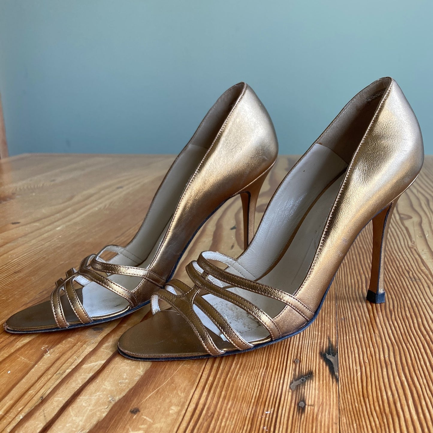 Brian Atwood Bronze Gold Strappy Open Toe Heels Shoes - Size 37.5 / 7.5 - 0716AF
