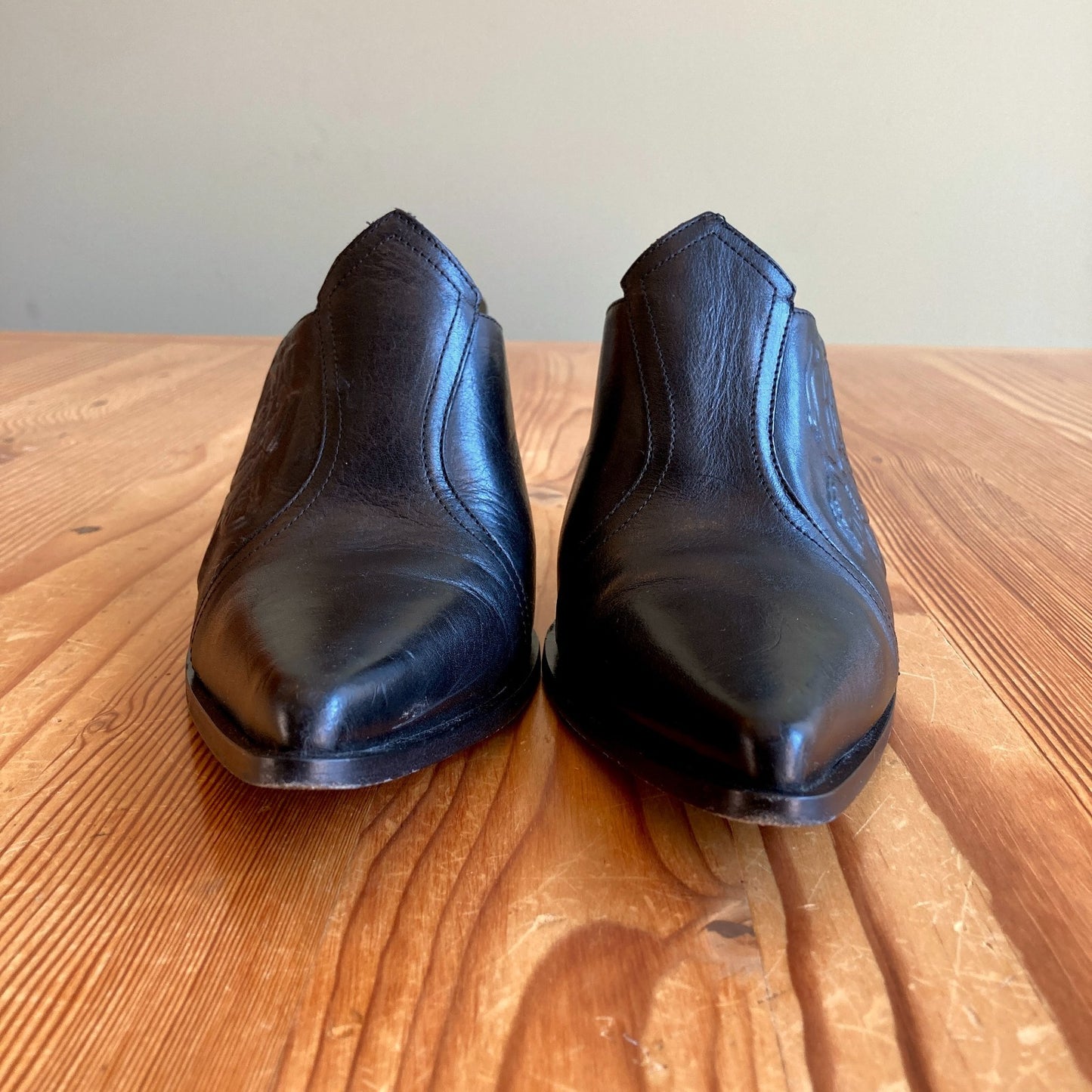 Acne Studios Black Rose Leather Mules Heels NEW w/ Box - Size 41 / 11 - 0811BN