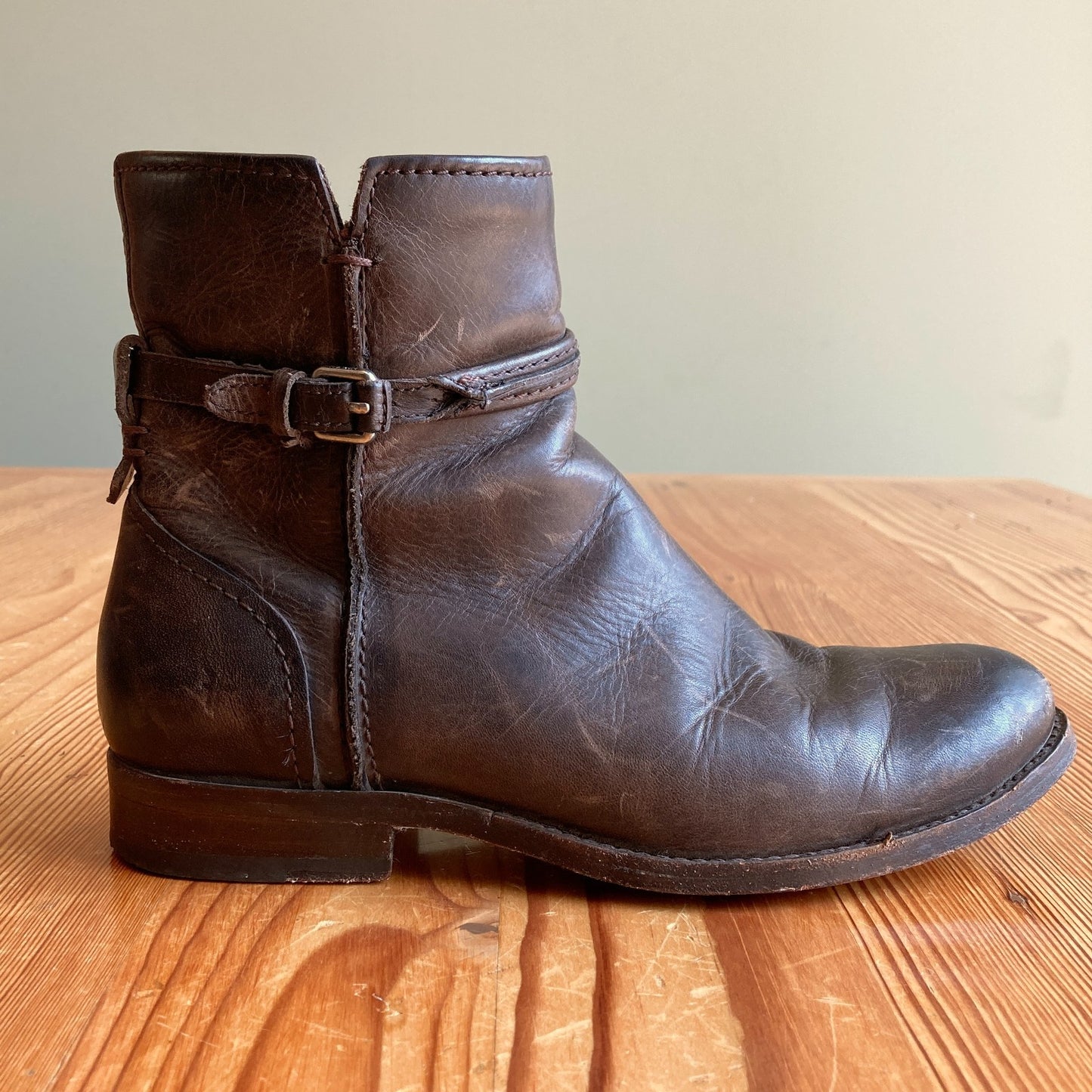 Frye Brown Leather Melissa Seam Short Ankle Boots - Size 8 - 0919KF