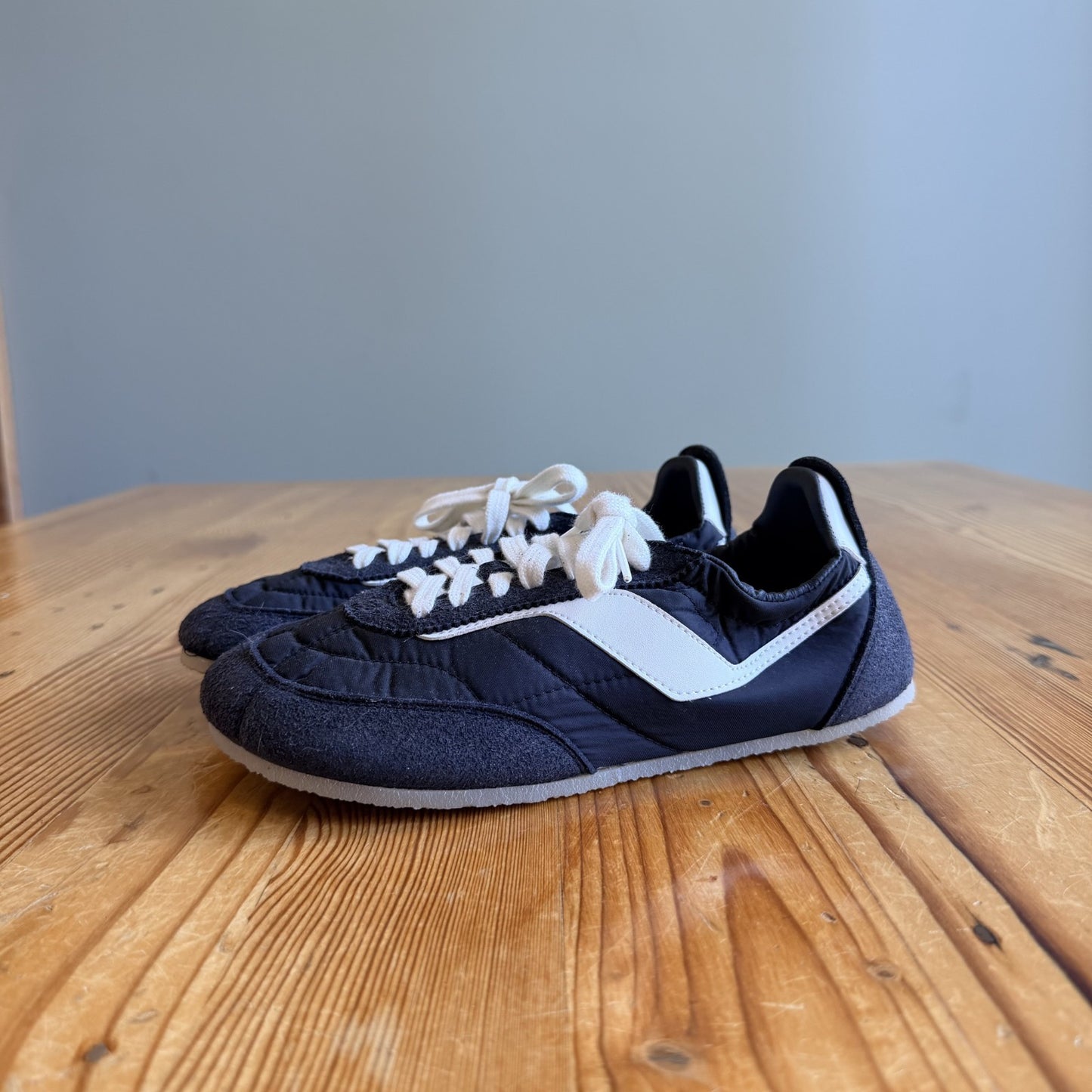Ohne Project Black & White Barefoot Kima Sneakers Shoes - Size 7 - NEW - 1107MB