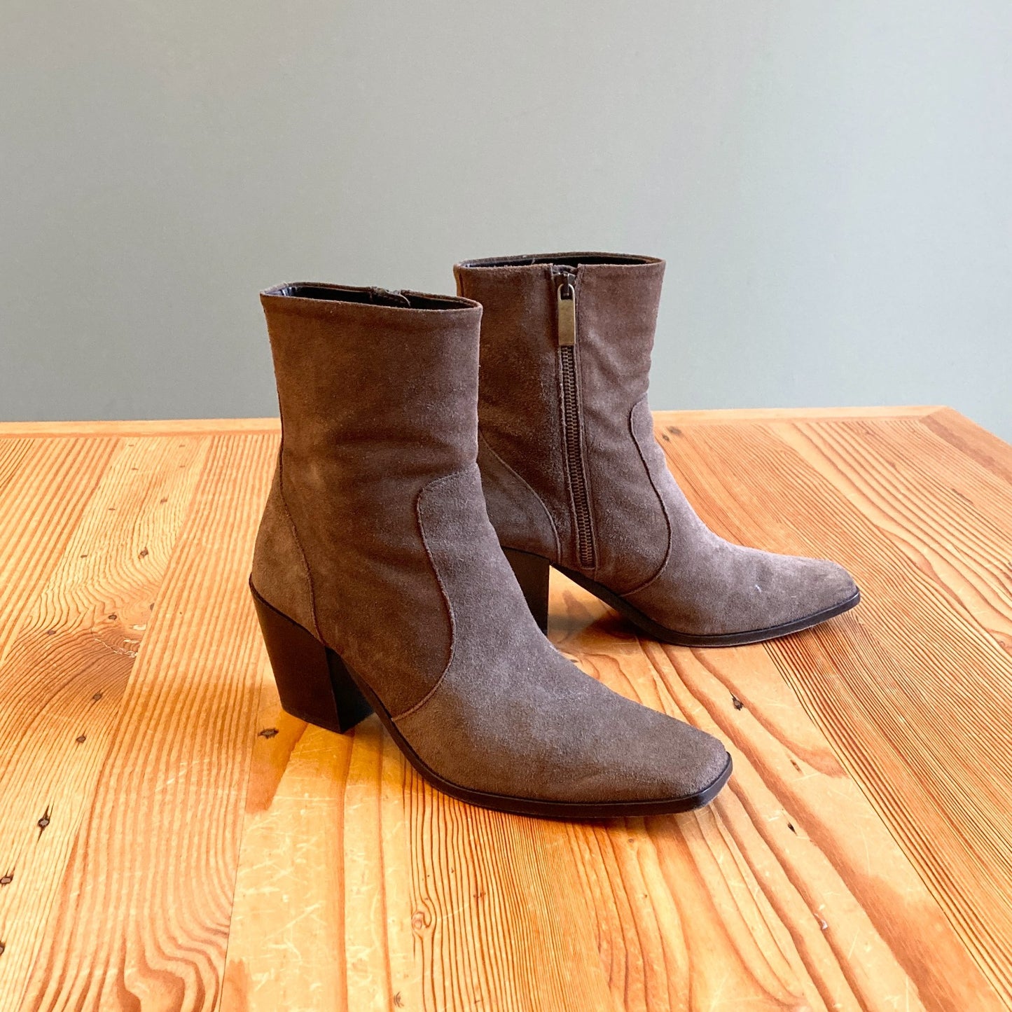 9.5 - Thursday Brown Suede Aspen Soho Zip Ankle Stack Heel Boots w/ Box 1008TB