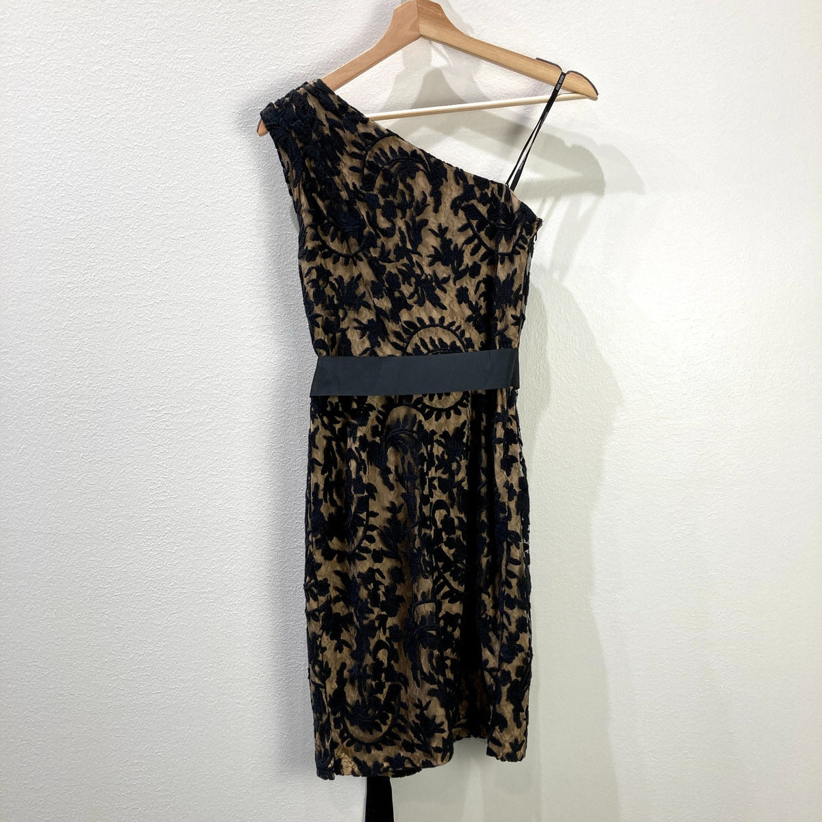 Tadashi Shoji Black & Tan Lace Overlay One Shoulder Dress - Size 4 - 1114LH