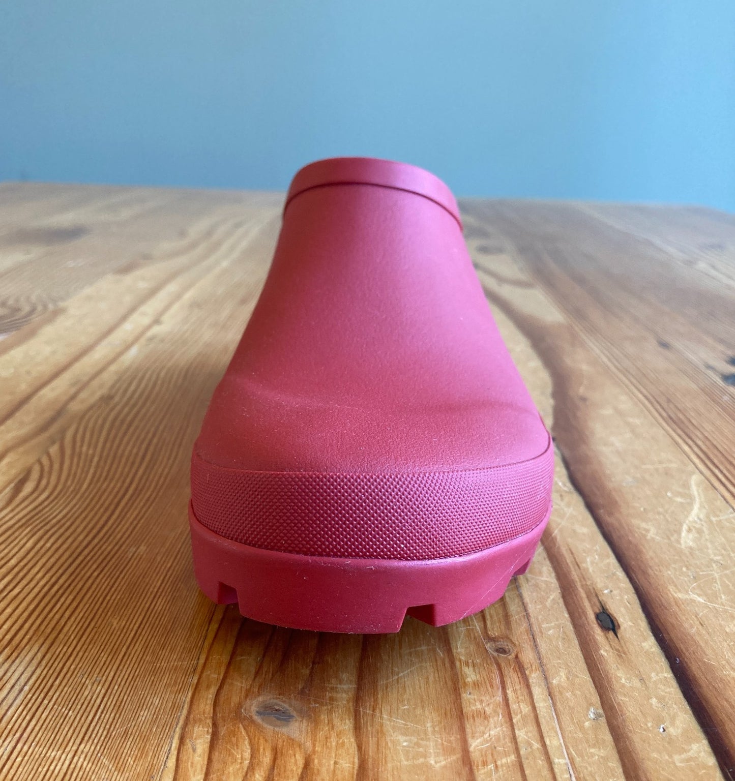Seavees Tomato Red Rubber Bodega Clog Shoes w/ Box - Size 8 - 0415AU