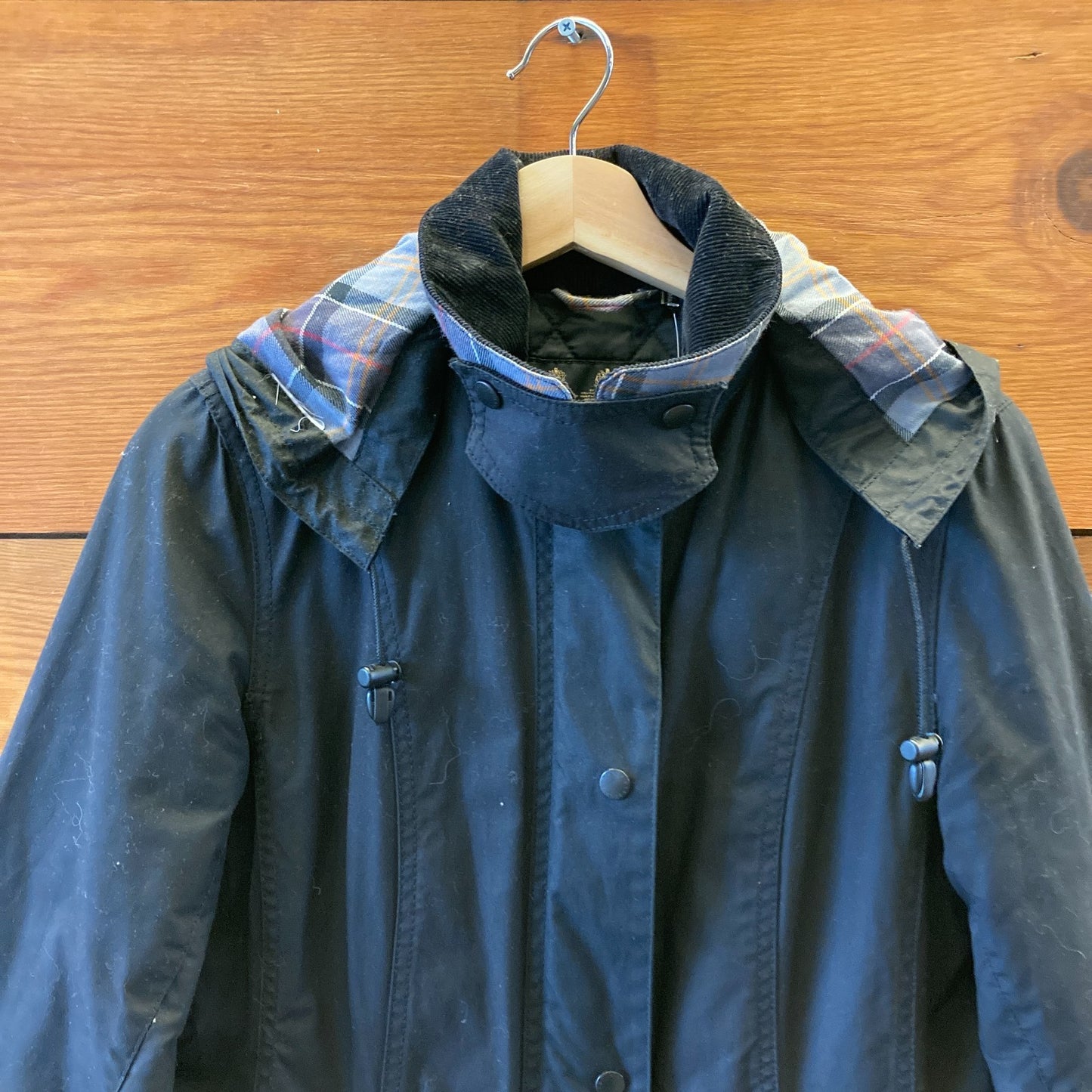 Barbour Black Waxed Cotton Insulated Hooded Women's Jacket - Size 8 - 0920PW
