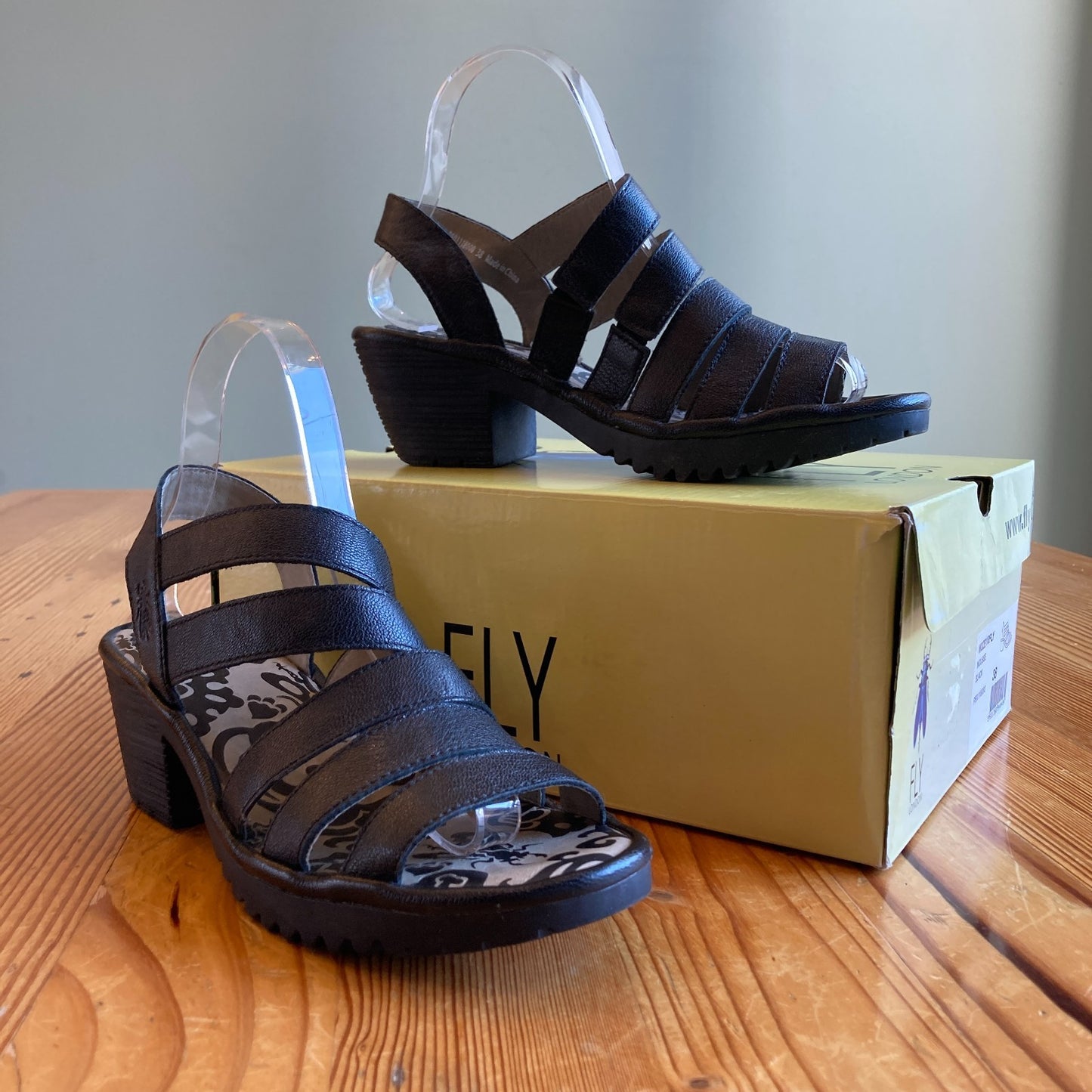 Fly London Black Tull503Fly Mousse Sandals Shoes - Size 7 w/ Box - 0718MS