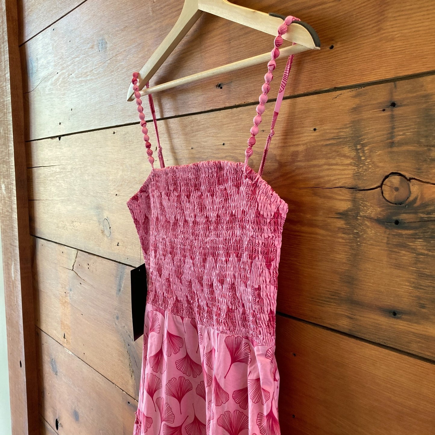 Hyacinth House Pink Fan Coral Printed Smocked Maxi Dress - Size M - NEW - 0617LH
