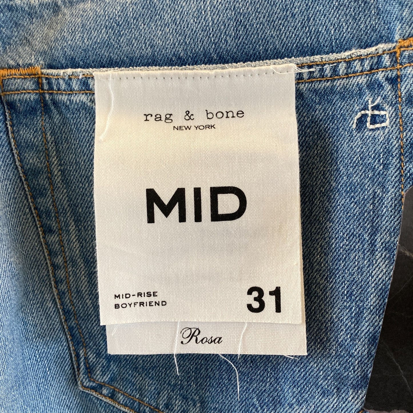 Rag & Bone Light Mid Rise Boyfriend Jones w/ Holes Jeans - Sz 31 - NEW - 0417DL