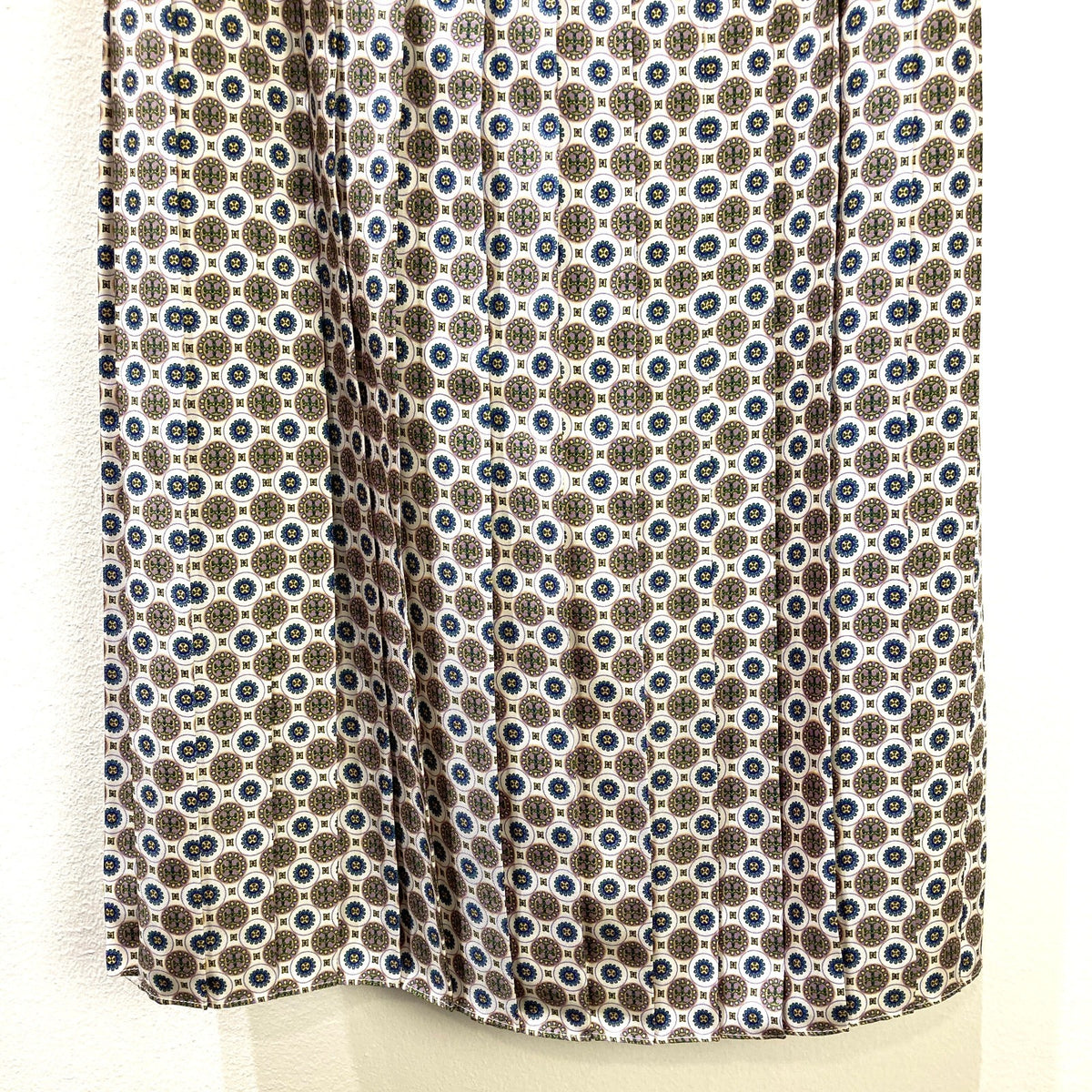 Tory Burch $498 Batik Medallion Carmine Pleated Skirt - Size 4 - NEW - 1017SC