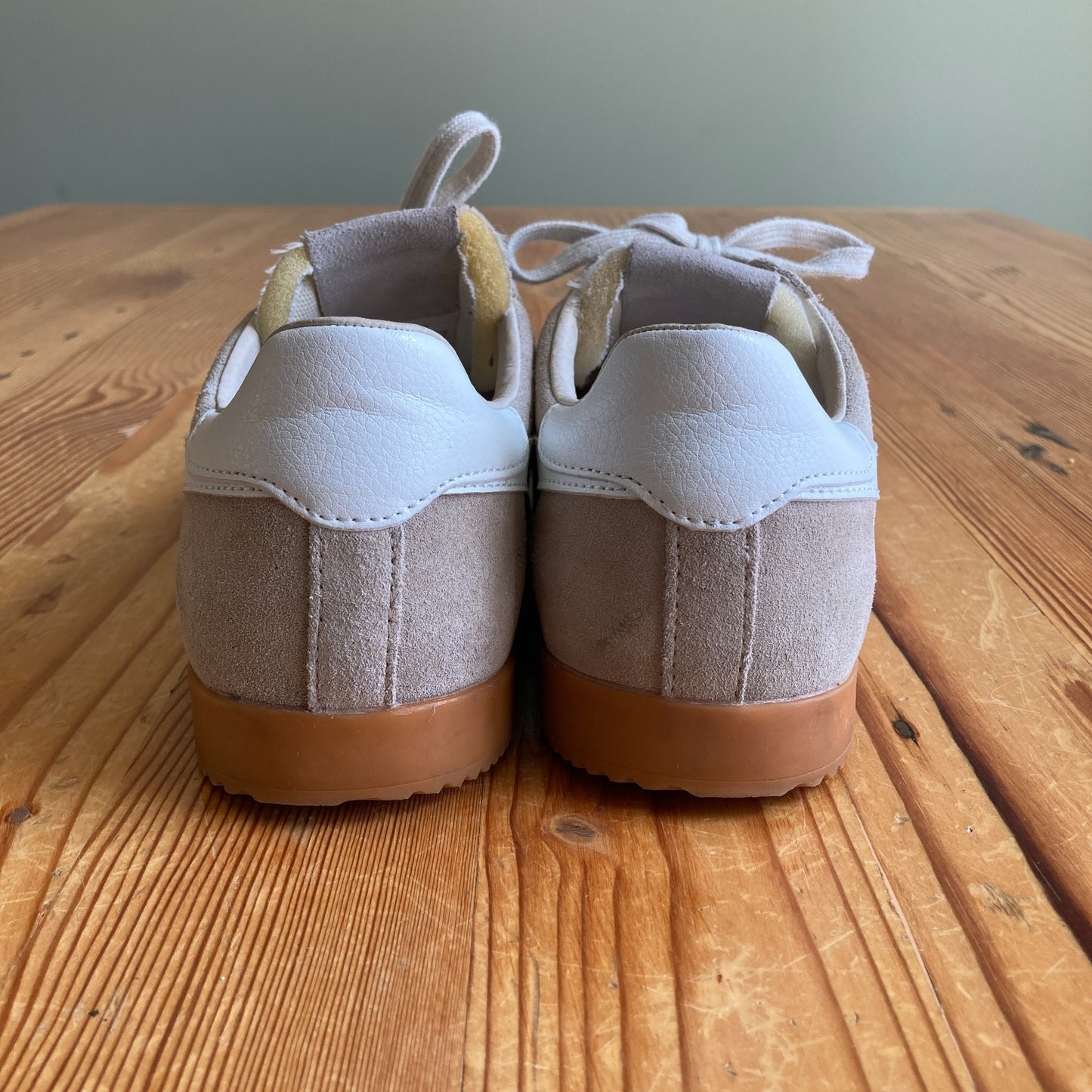 Gola Tan Bone White Suede Elan Sneakers Shoes - Size 9 - 0510AB