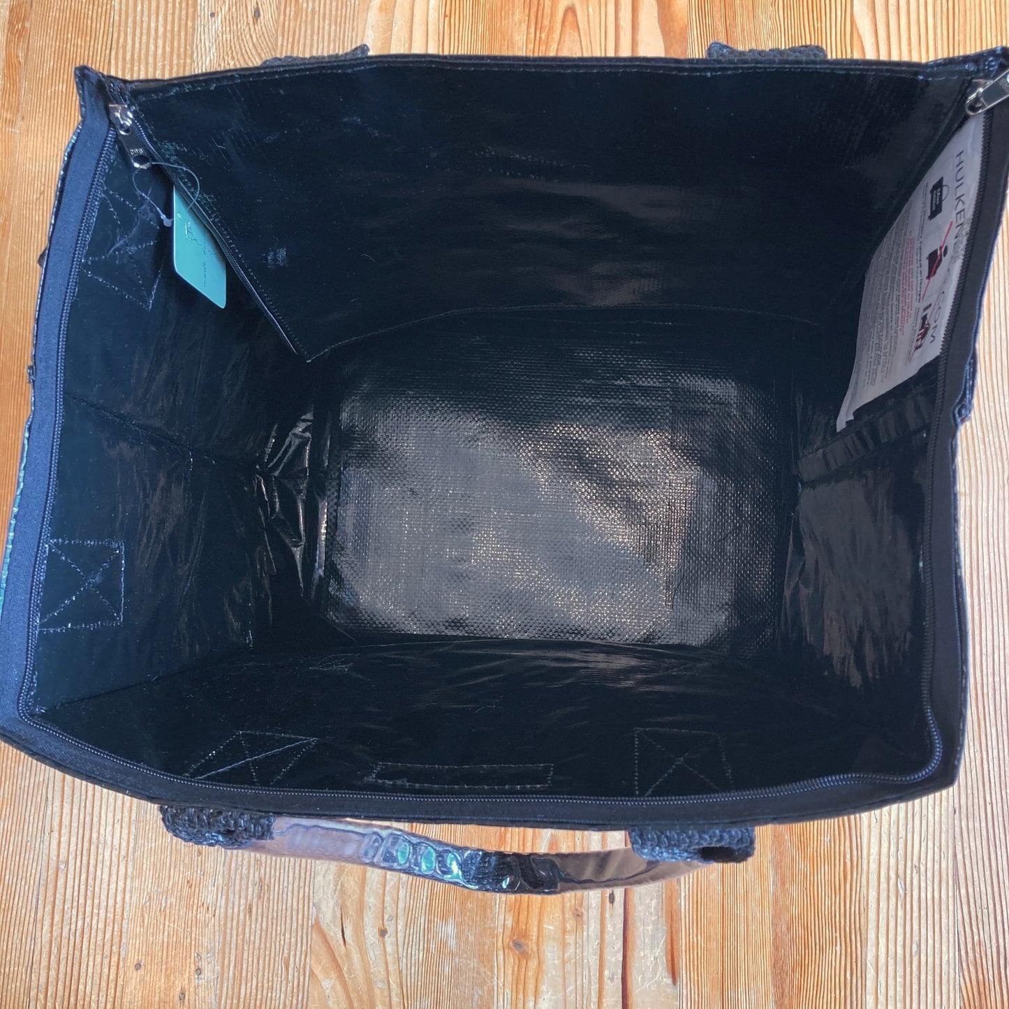 Hulken $125 Black Medium 16x12x20" Swivel Wheel Rolling Bag Tote - 0105MR