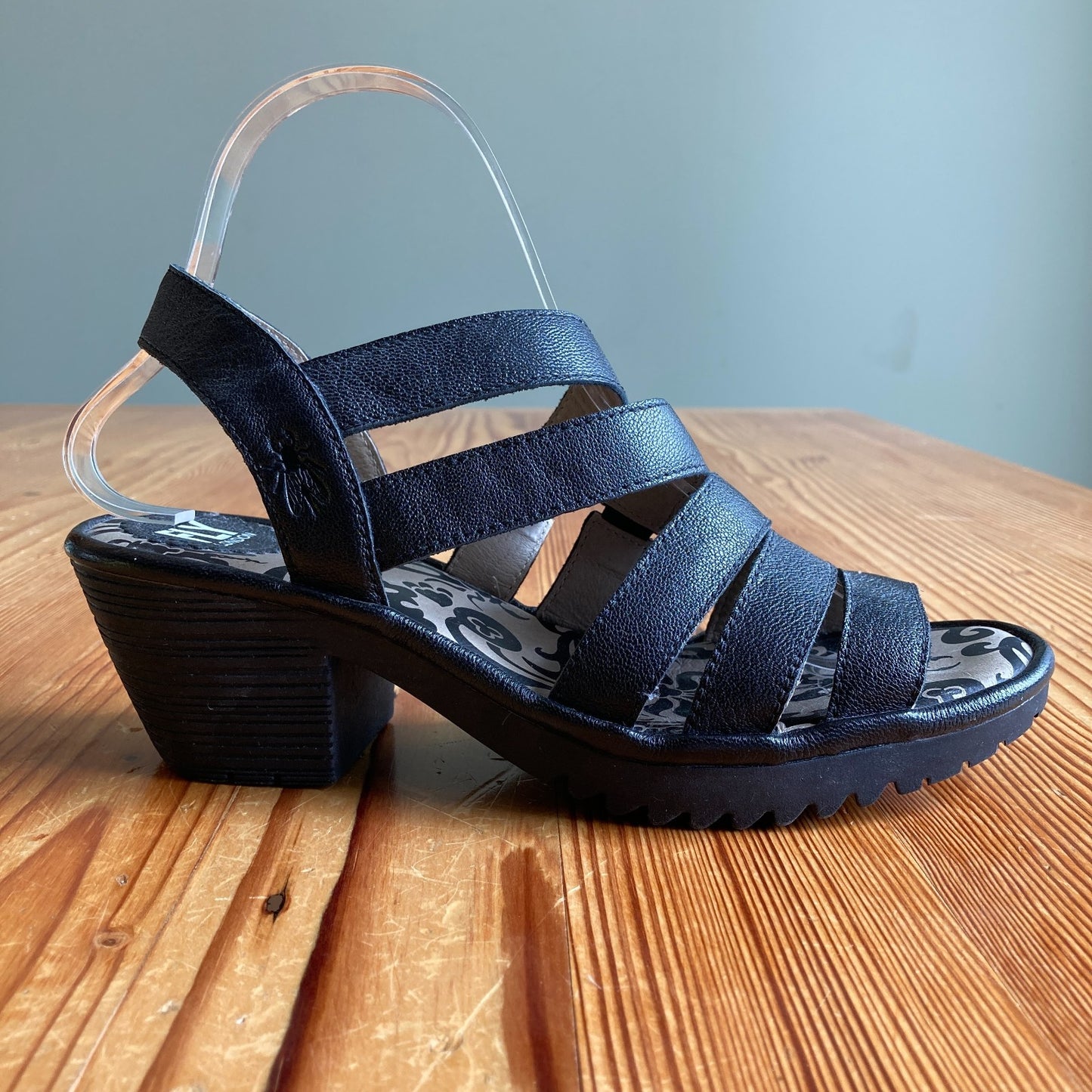 Fly London Black Strappy Heel Shoes Sandals w/ Box - Size 38 / 7.5 - 8 - 0718MS
