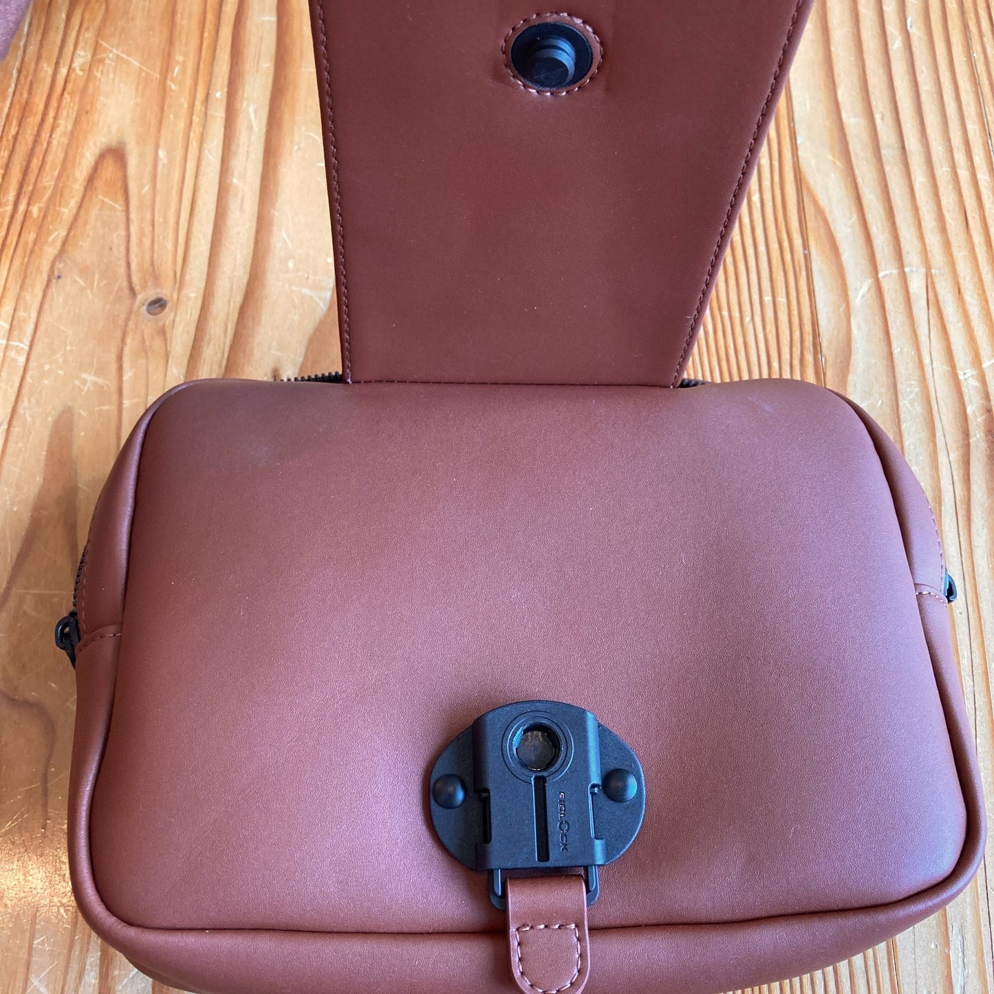 Monos $260 Brown Vegan Leather Metro Duffle Travel Gym Bag - NEW - 1122KP