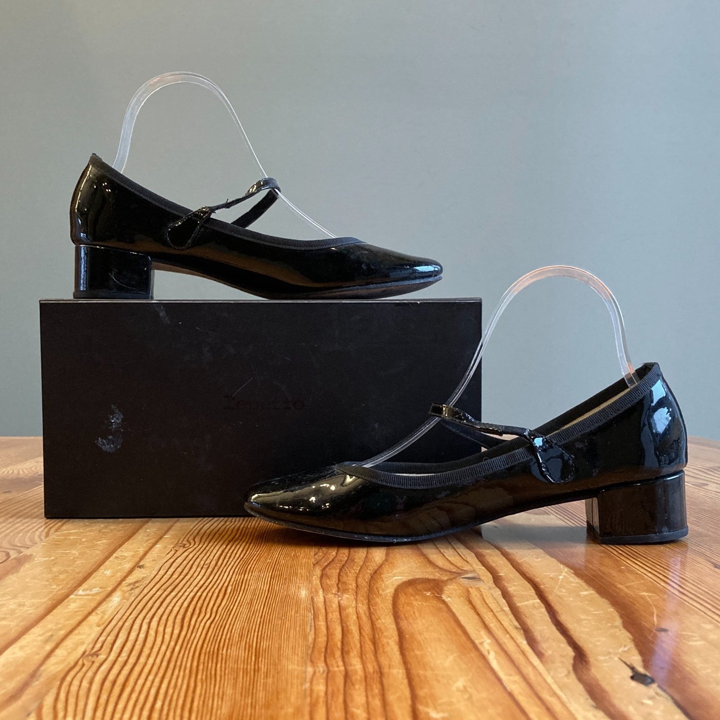39.5 / 9 - Repetto Black Glossy Ballerina Mary-Jane Shoes w/ Box 0416JW