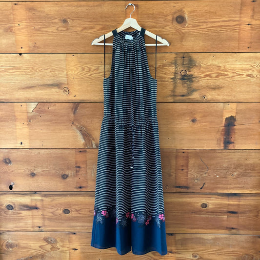 ALC Black & White Striped Sleeve Tie Waist Maxi Dress - Size 6 - 4427SC