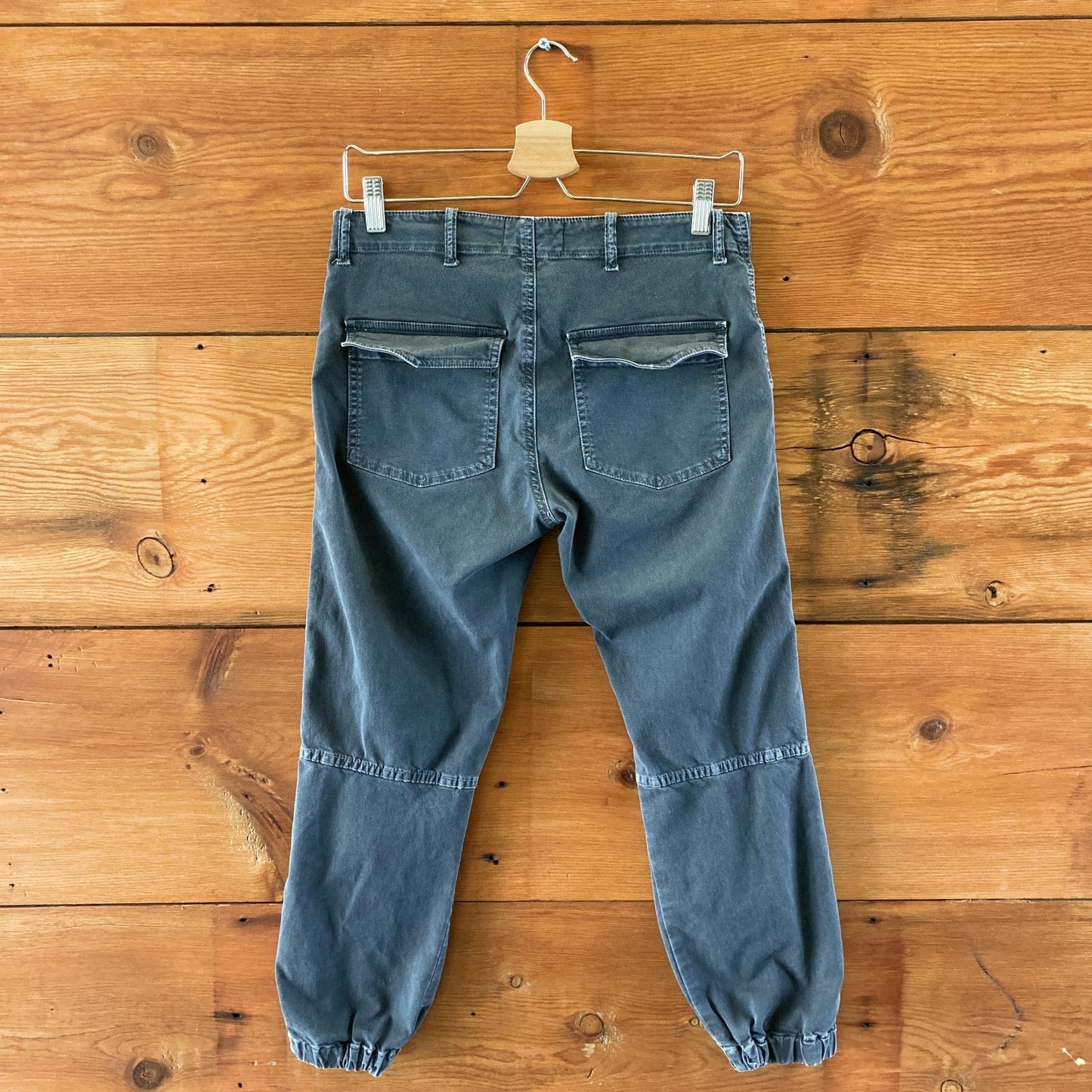 Nili Lotan Dark Gray Slim Leg Ruched Knee Military Pants - Size 4 - 0527LW