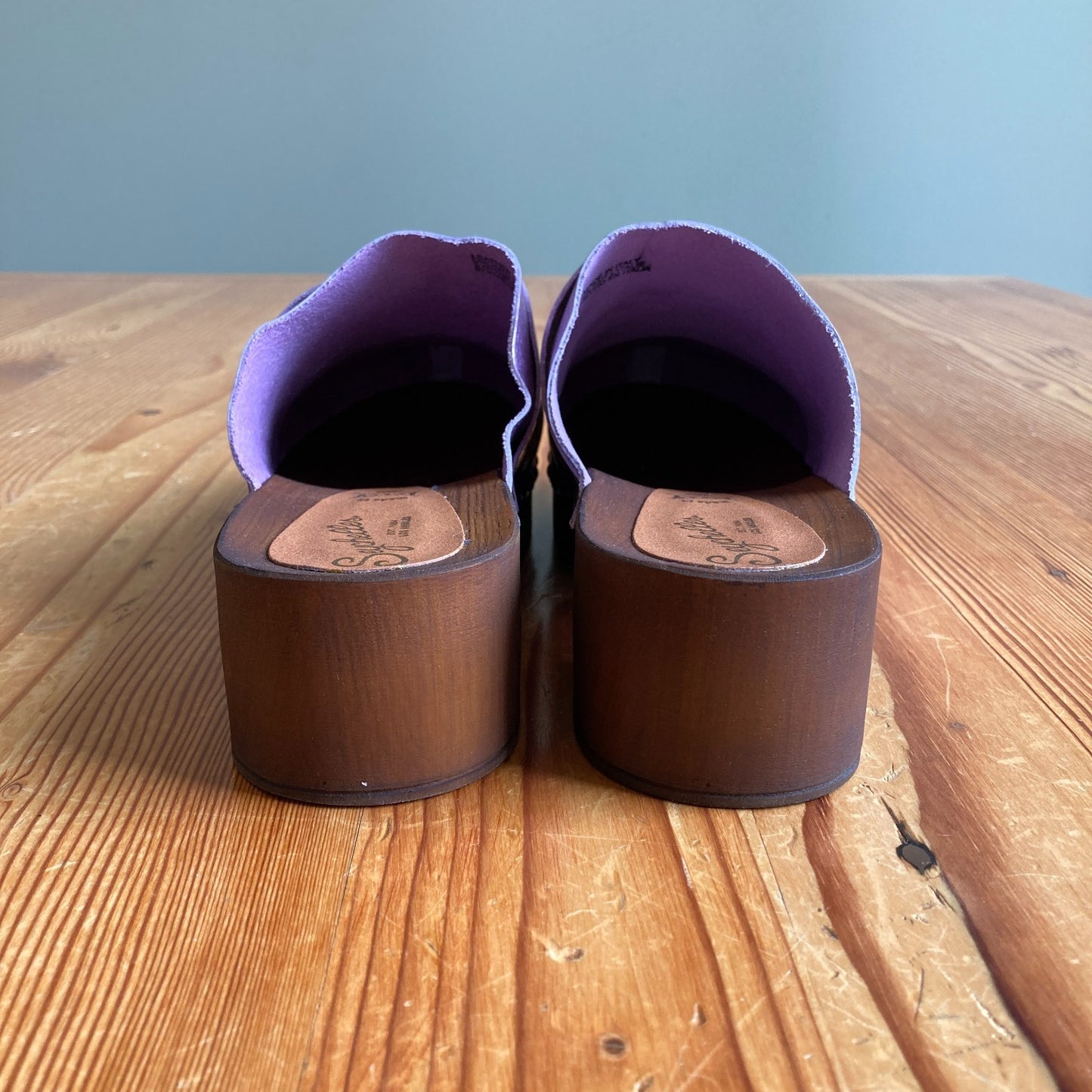 Seychelles NEW Pink Metallic Loud & Clear Clogs w/ Box - Size 6.5 - 0530MM