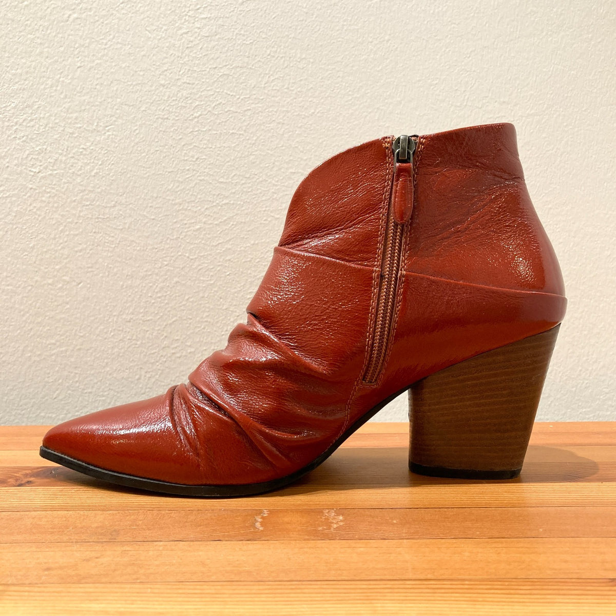 Bruno Premi Red Patent Leather Ruched Ankle Boots - Size 41 / 10 - 0530JF