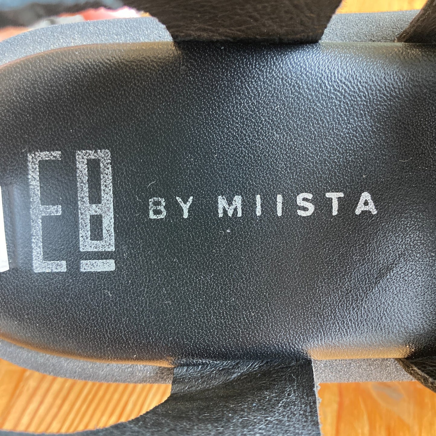 EB by Miista Black Leather Platform Fisherman Sandals - Size 37 / 7 - 0818SL