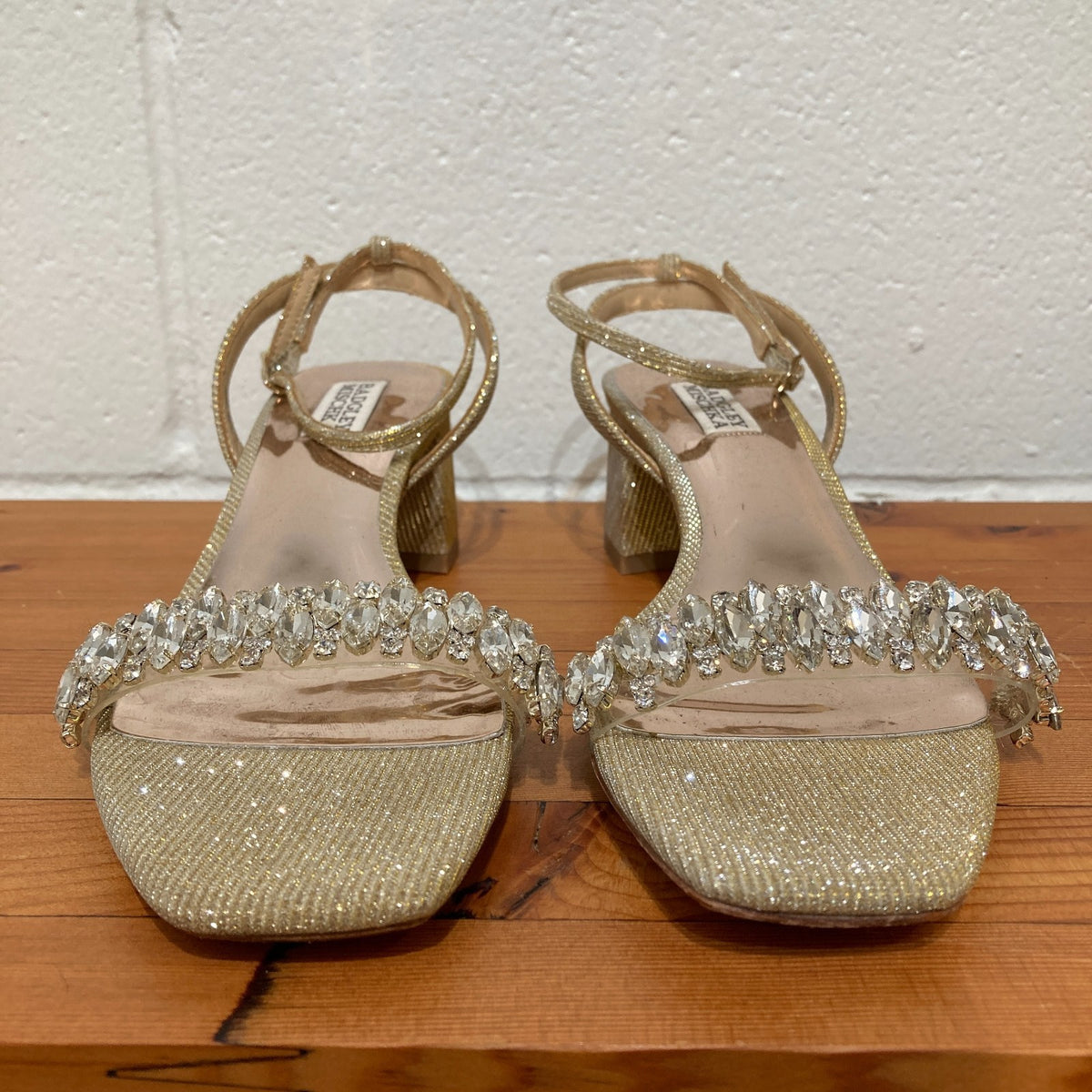 Badgley Mischka Champagne Gold Jeweled Open Toe Sandals - Size 8 - 0826HB