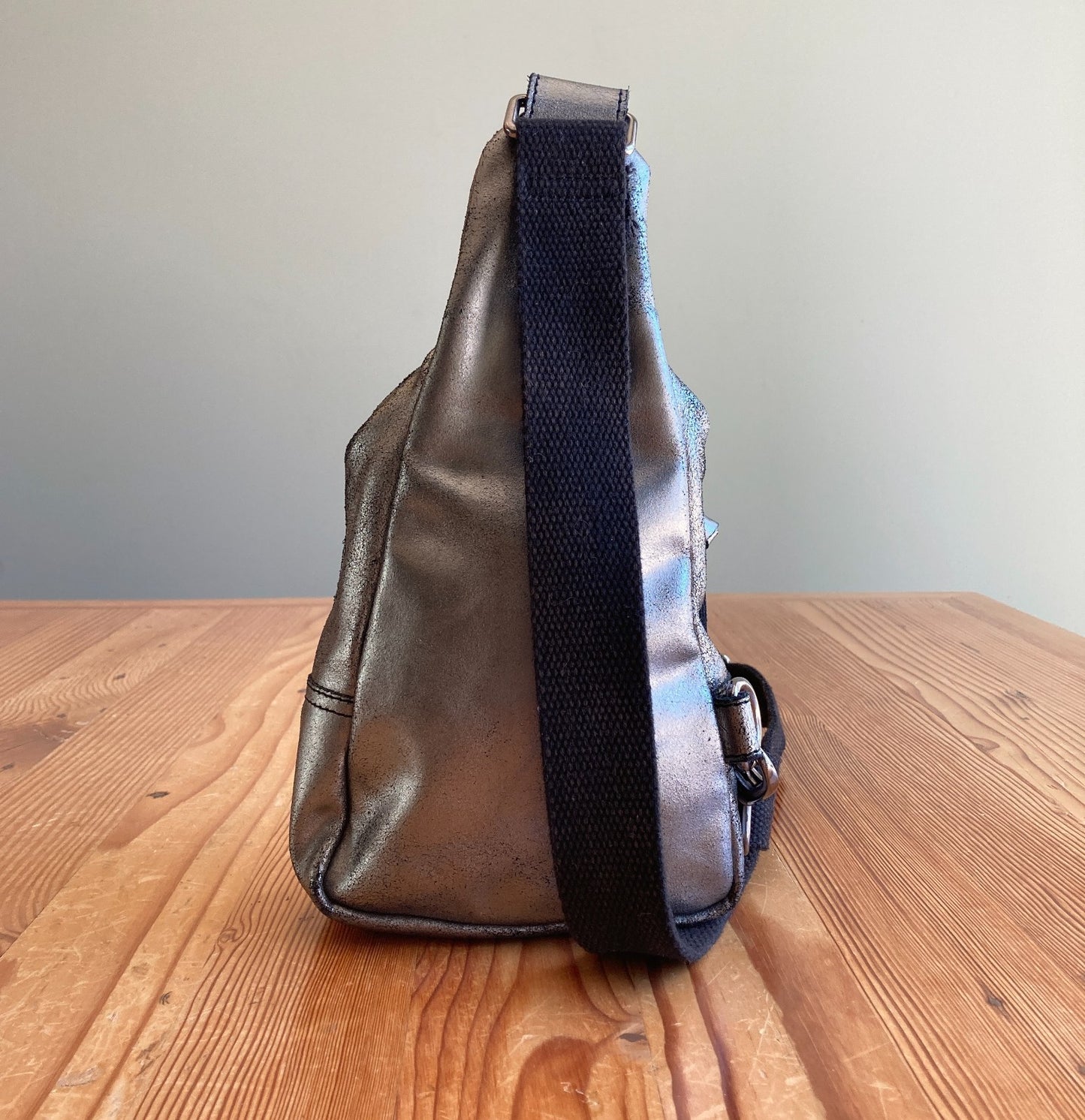 Free People Gunmetal Metallic Leather Hudson Sling Crossbody Bag - 0425SV