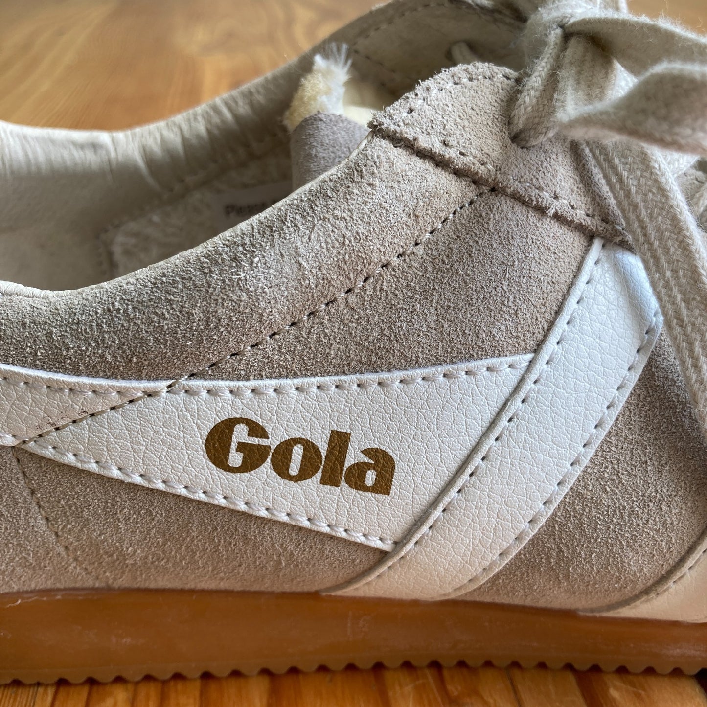 Gola Tan Bone White Suede Elan Sneakers Shoes - Size 9 - 0510AB