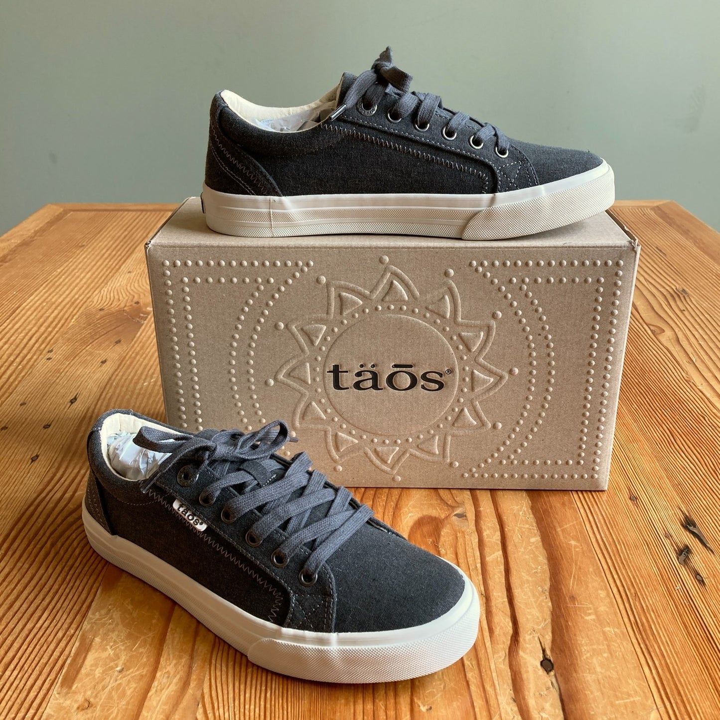 Taos Charcoal Wash Canvas NEW Plim Soul Shoes - Size 8.5 - 1213MM