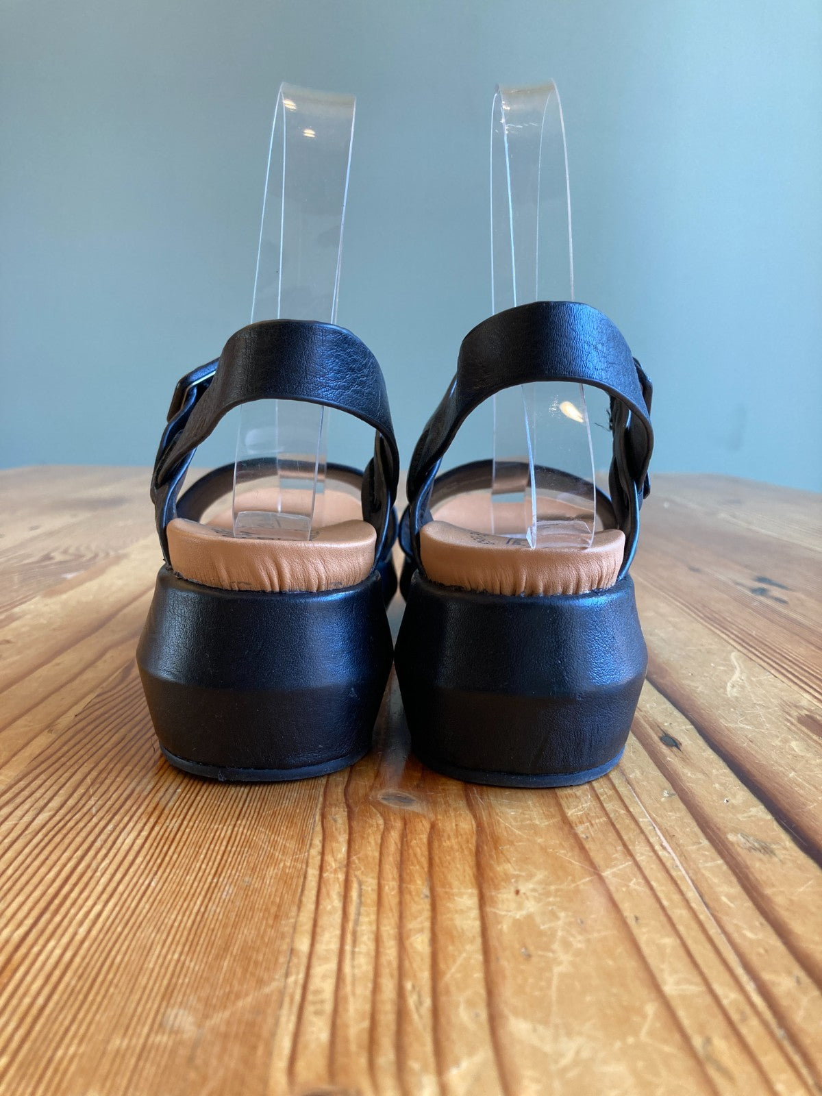 Kork-Ease Black Hallie Leather Platform Strappy Sandals - Size 6 - 0312IG