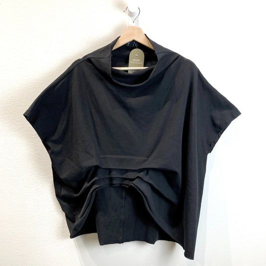 Fui Gender Neutral Pleated Turtleneck Short Sleeve Knit Top - One Size - 1217MA
