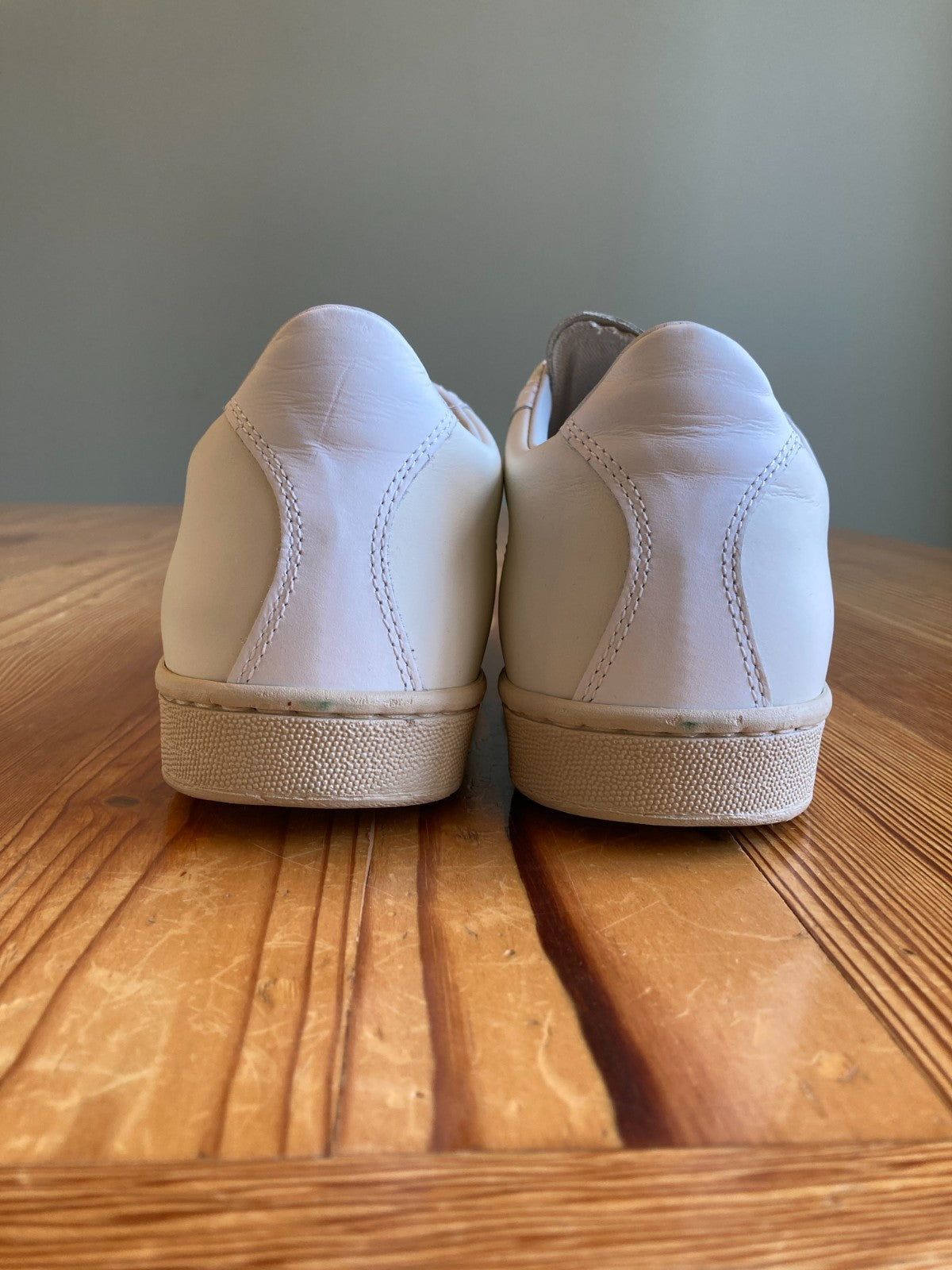 Valsport $296 White Leather Tournament Shoes - Size 38 - NEW w/ Box - 4427SC