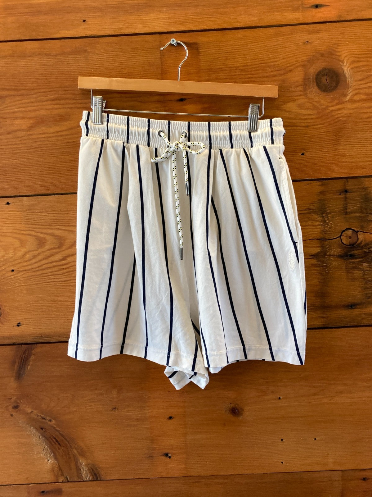 FP Movement Free People White Stripe Off Duty Top Shorts Set - Size XS - 0720LP