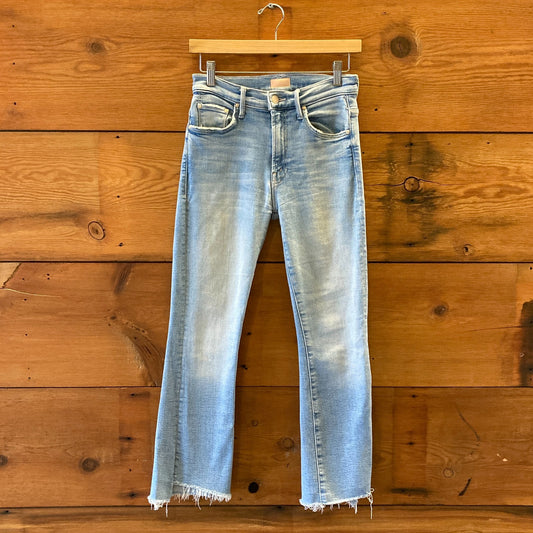 24 - Mother Light Limited Edition Wash The Insider Crop Step Fray Jeans 0203DE