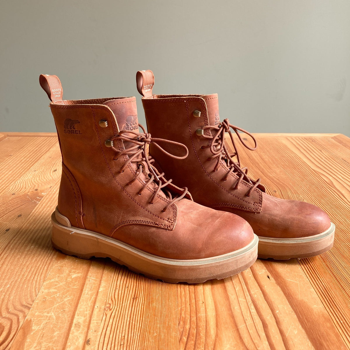 Sorel Womens Brown Hi-Line Lace Waterproof Boots w/ Box - Size 8 - 0121LC