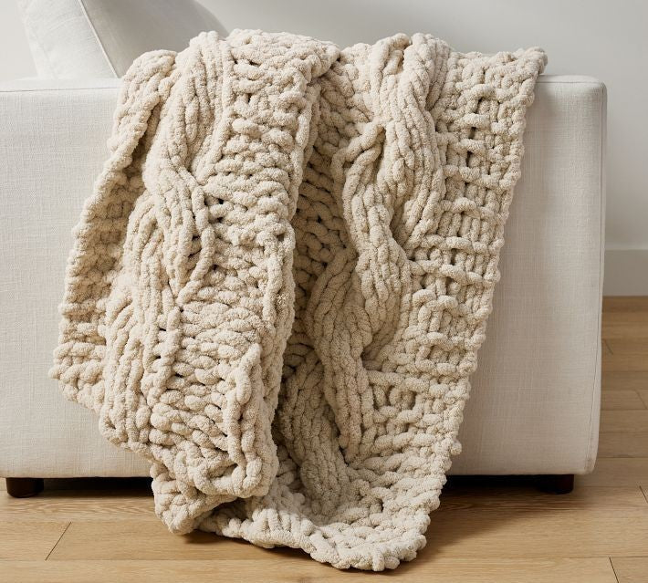Pottery Barn $179 Off White Plush Colossal Fleece Throw Blanket - 4427SC