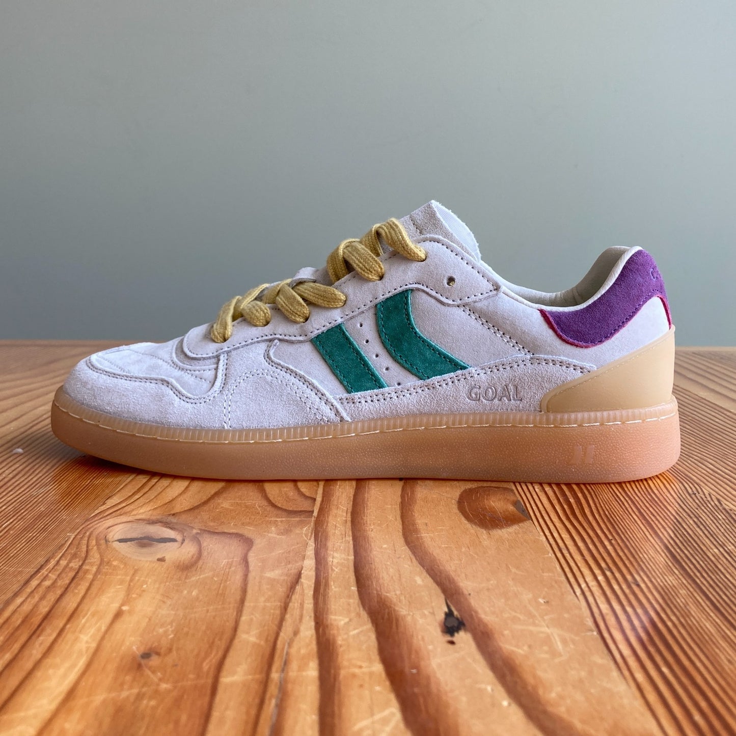 Coolway Beige Gum Sole Goal Lace Up Sneakers Shoes NEW - Size 9 - 0322MA