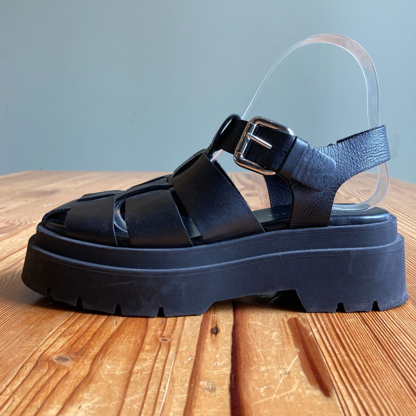 EB by Miista Black Leather Platform Fisherman Sandals - Size 37 / 7 - 0818SL