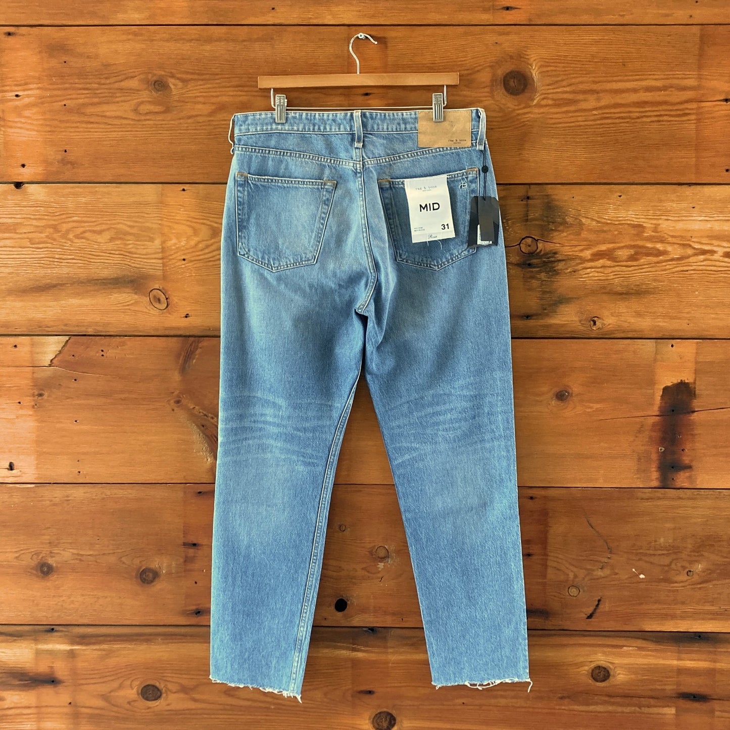 Rag & Bone Light Mid Rise Boyfriend Jones w/ Holes Jeans - Sz 31 - NEW - 0417DL