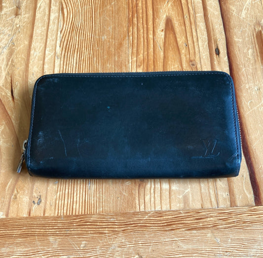 Louis Vuitton Black Smooth Leather Zippy Zip Around Wallet - 0209SB