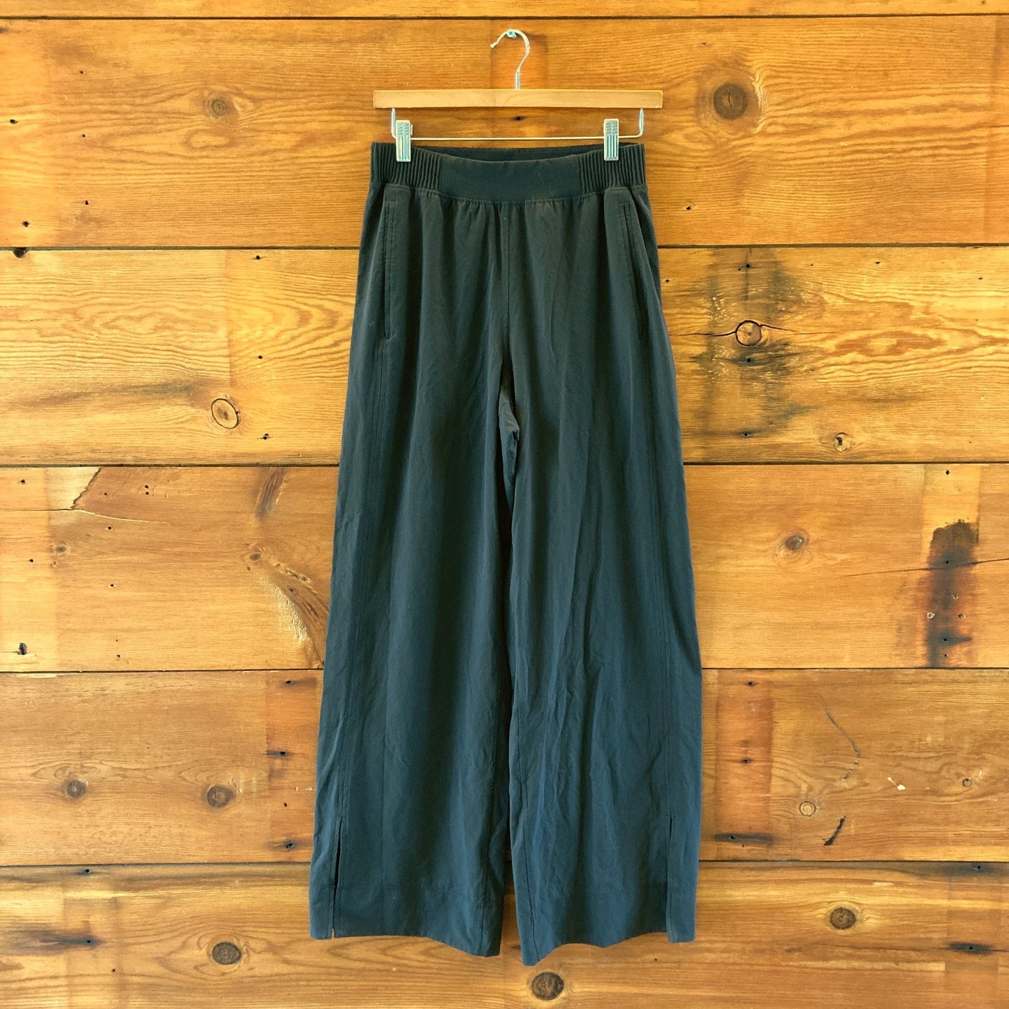 Lululemon Black Pull-On Stretch Woven High Rise Wide Leg pants - Size S - 1105HT