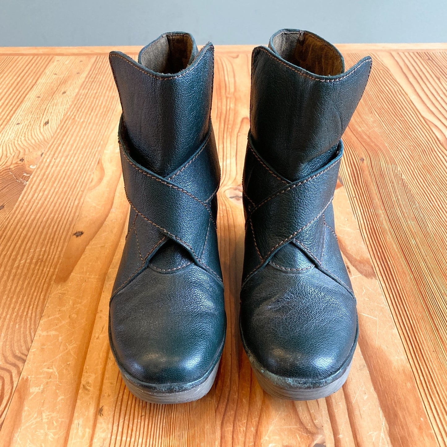 39 / 9 - Fly London Dark Green Leather Wedge Sole Platform Boots 0114KE