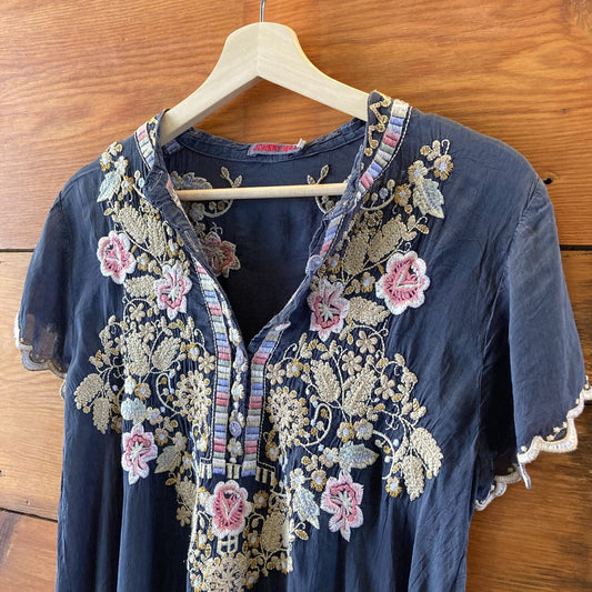 Johnny Was Gray Embroidered Short Sleeve Tunic Top Dress - Size S - 0121PK