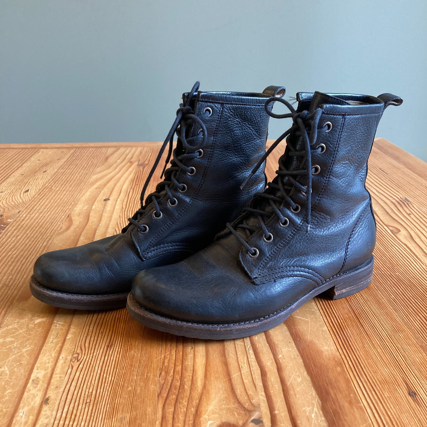 Frye Black Leather Veronica Flex Womens Combat Boots - Size 9 - 0107KA