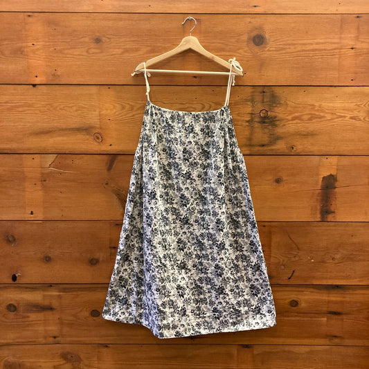 O/S - PIP SQUEAK CHAPEAU Navy White Floral Cotton Tie Strap Dress 0416JW