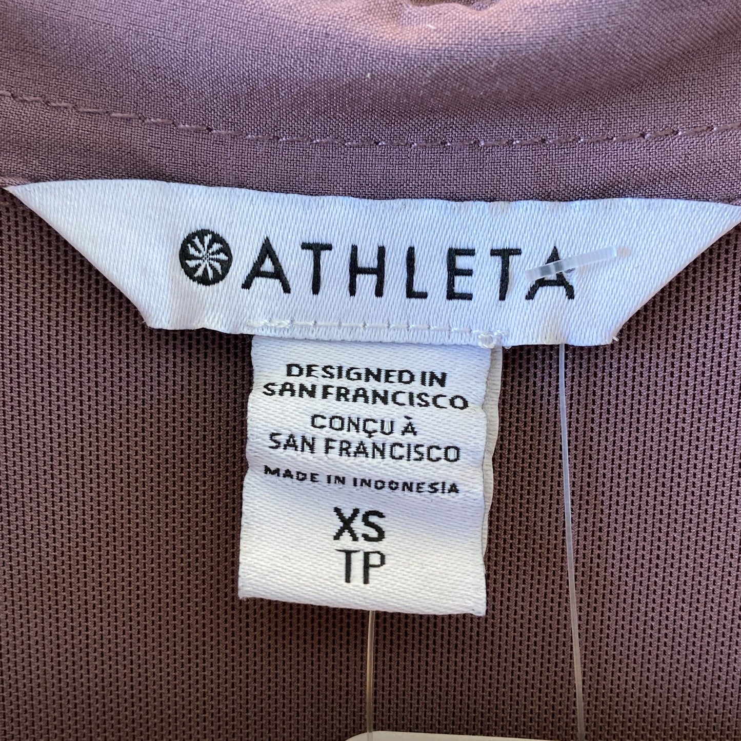 Athleta NEW Purple Hike Packable Womens Short Sleeve Shirt - Size XS - 0501CS