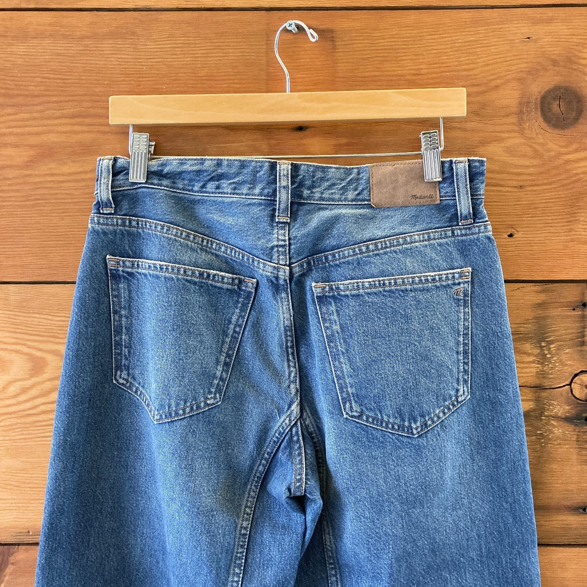 Madewell Medium Wash High Waisted Darted Barrel Leg Jeans - Size 25 - 0320AE
